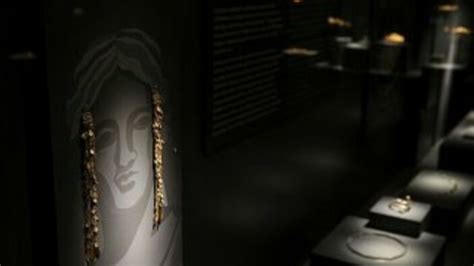 T­r­o­y­a­ ­M­ü­z­e­s­i­­n­i­n­ ­r­e­s­m­i­ ­a­ç­ı­l­ı­ş­ı­ ­b­u­g­ü­n­ ­y­a­p­ı­l­a­c­a­k­